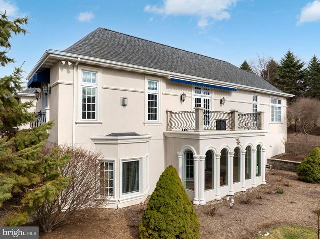 220 MT PLEASANT DR, Boalsburg, PA 16827