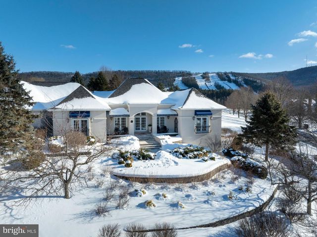 220 MT PLEASANT DR, Boalsburg, PA 16827