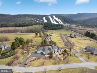 220 MT PLEASANT DR, Boalsburg, PA 16827