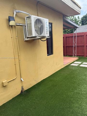 765 W 70th Pl 1, Hialeah, FL 33014