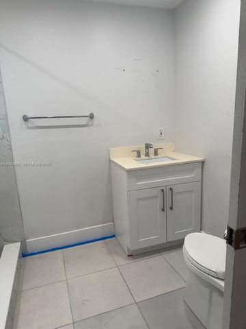 765 W 70th Pl 1, Hialeah, FL 33014