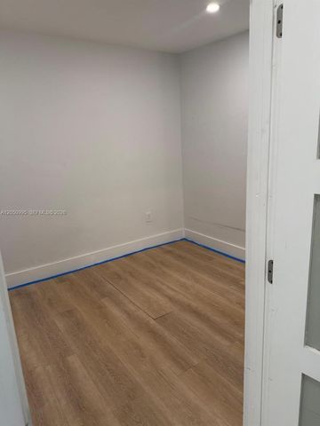 765 W 70th Pl 1, Hialeah, FL 33014