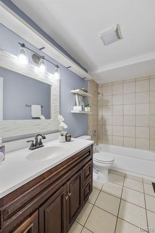 4950 Quincy Street, St Louis, MO 63109