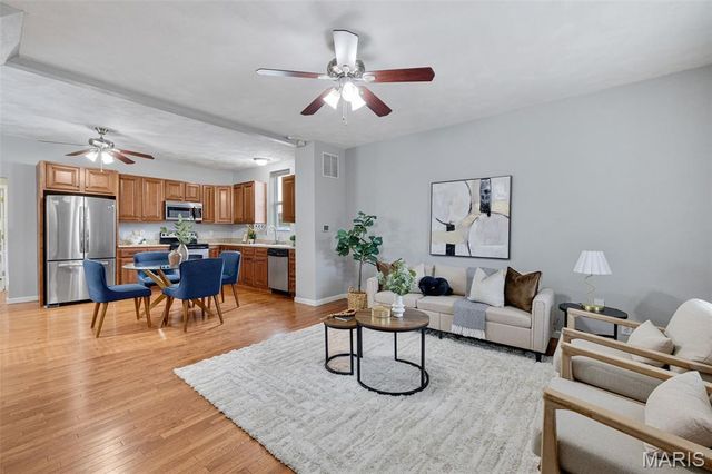 4950 Quincy Street, St Louis, MO 63109