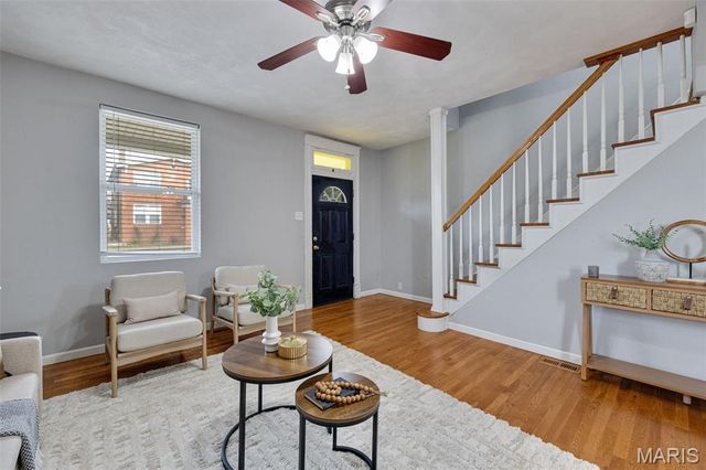 4950 Quincy Street, St Louis, MO 63109