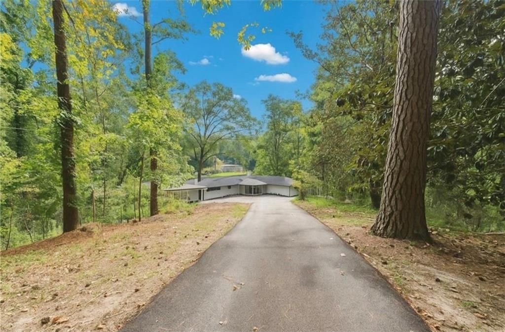 1568 Niskey Lake Trail, Atlanta, GA 30331
