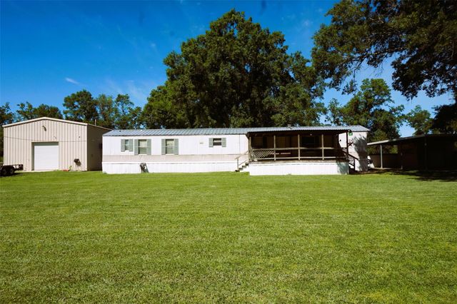 20222 Redbud Drive, New Caney, TX 77357