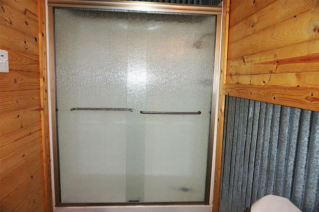 20222 Redbud Drive, New Caney, TX 77357