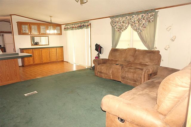 20222 Redbud Drive, New Caney, TX 77357