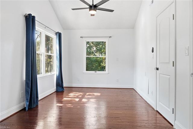 104 W Arden CIR, Norfolk, VA 23505