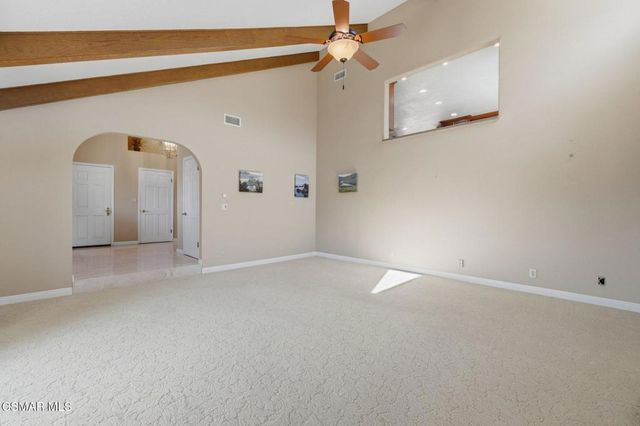 554 Lone Oak Drive, Thousand Oaks, CA 91362