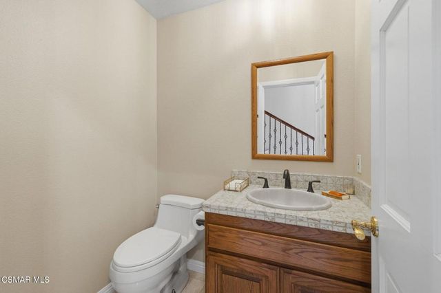 554 Lone Oak Drive, Thousand Oaks, CA 91362