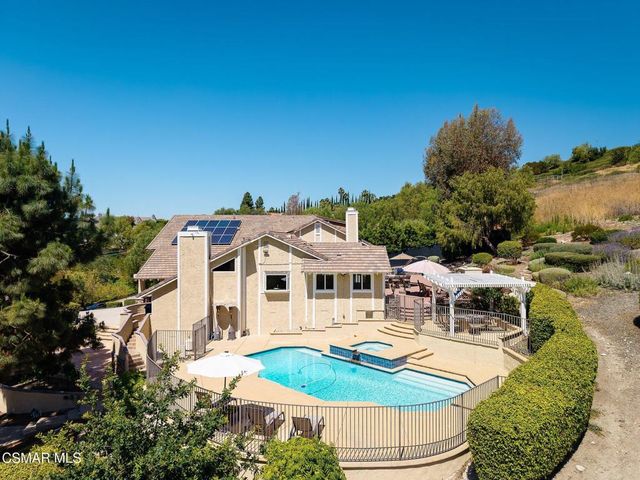 554 Lone Oak Drive, Thousand Oaks, CA 91362
