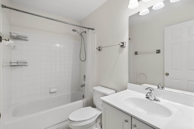 4741 Flagstone Drive, Mason, OH 45040
