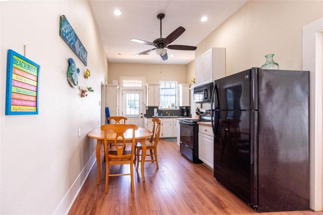 1224 Avenue L, Galveston, TX 77550