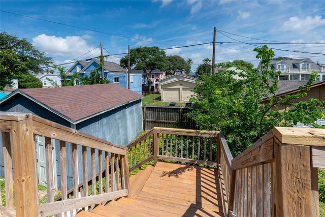 1224 Avenue L, Galveston, TX 77550