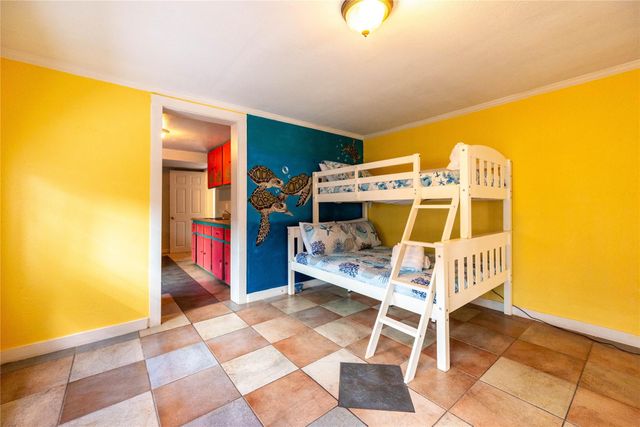 1224 Avenue L, Galveston, TX 77550