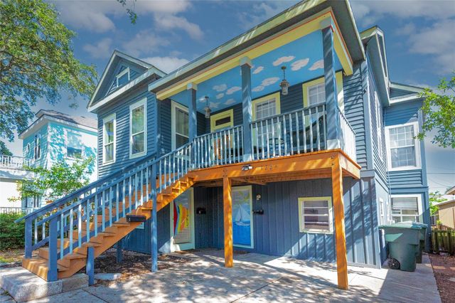 1224 Avenue L, Galveston, TX 77550