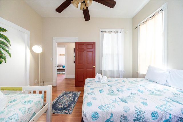 1224 Avenue L, Galveston, TX 77550