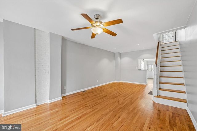 2042 E HUNTINGDON ST, Philadelphia, PA 19125