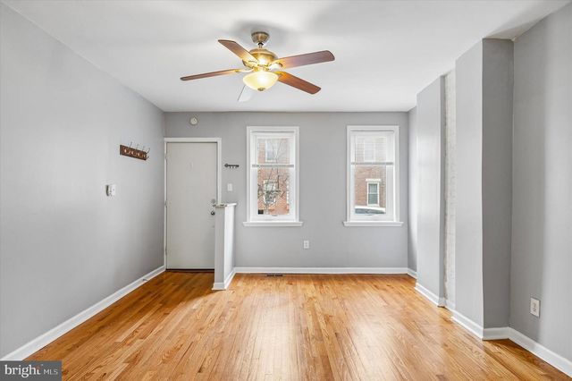 2042 E HUNTINGDON ST, Philadelphia, PA 19125