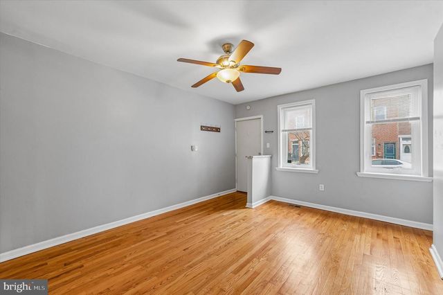 2042 E HUNTINGDON ST, Philadelphia, PA 19125