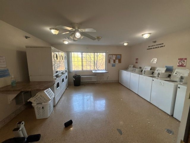 3370 W Brooke Avenue 218, Waukegan, IL 60087