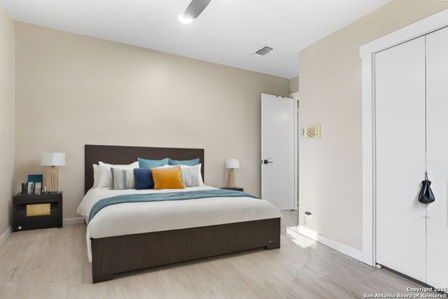 7339 Shady Hollow, San Antonio, TX 78255