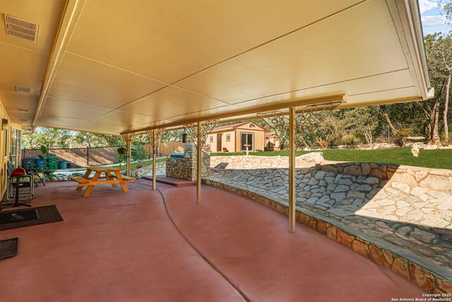 7339 Shady Hollow, San Antonio, TX 78255