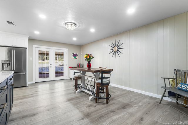 7339 Shady Hollow, San Antonio, TX 78255