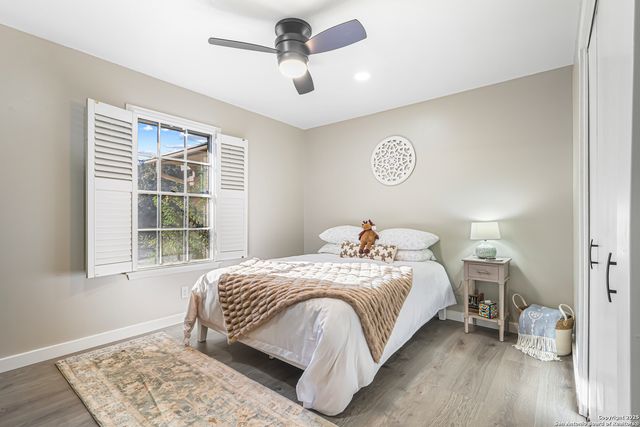 7339 Shady Hollow, San Antonio, TX 78255