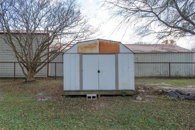 8400 Lady Bird, Kemp, TX 75143