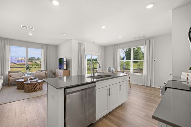 1670 Manuka Lane, Columbia, TN 38401