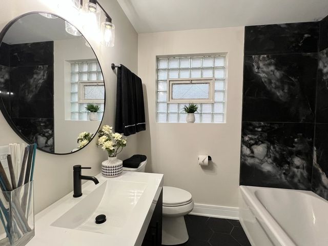 12401 Justine Street, Calumet Park, IL 60827