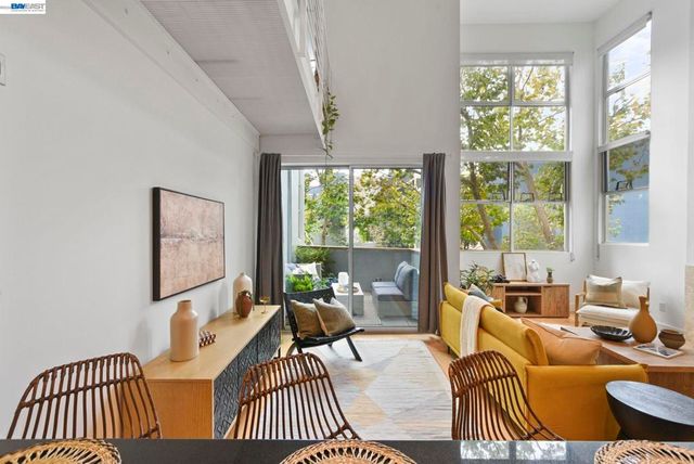 3960 Adeline St 107, Emeryville, CA 94608