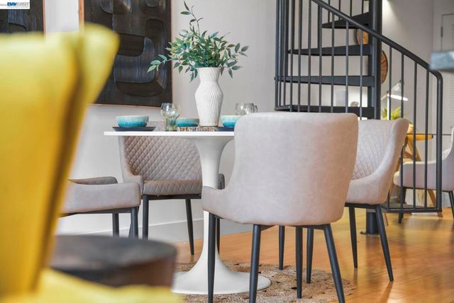 3960 Adeline St 107, Emeryville, CA 94608