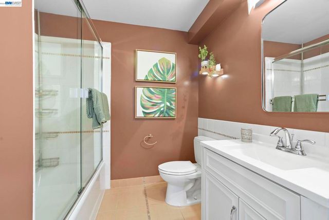 3960 Adeline St 107, Emeryville, CA 94608