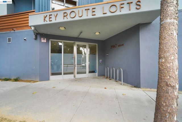 3960 Adeline St 107, Emeryville, CA 94608
