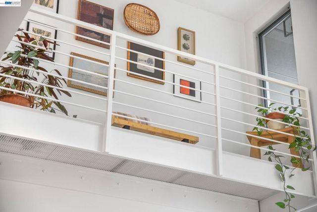 3960 Adeline St 107, Emeryville, CA 94608