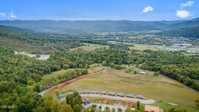 117-125 Ridgeview Drive, Elizabethton, TN 37643