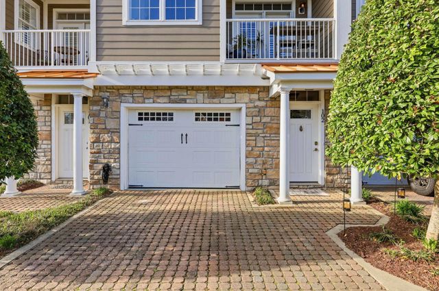 122 Oyster Bay Drive Unit 102, Murrells Inlet, SC 29576