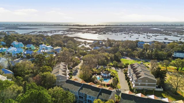 122 Oyster Bay Drive Unit 102, Murrells Inlet, SC 29576