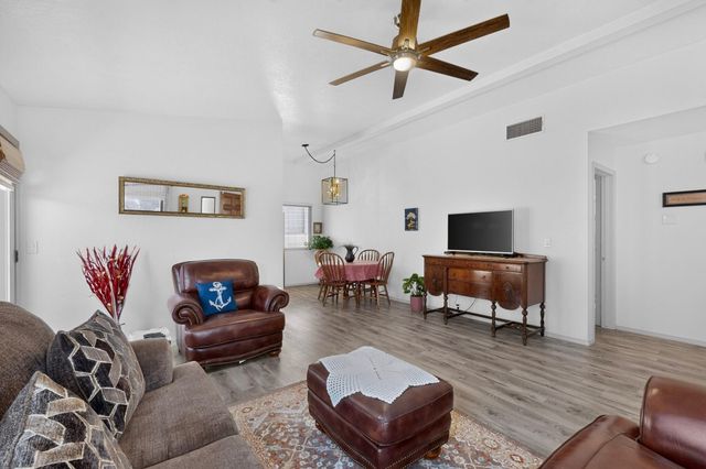316 Palmer Park Drive NE, Albuquerque, NM 87123