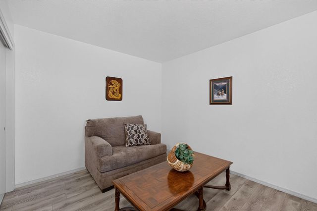 316 Palmer Park Drive NE, Albuquerque, NM 87123