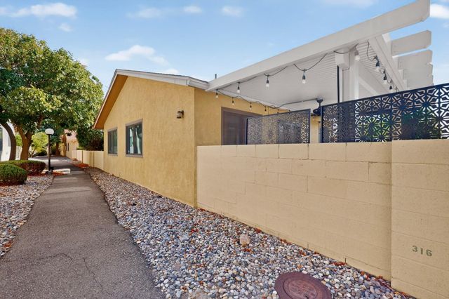 316 Palmer Park Drive NE, Albuquerque, NM 87123