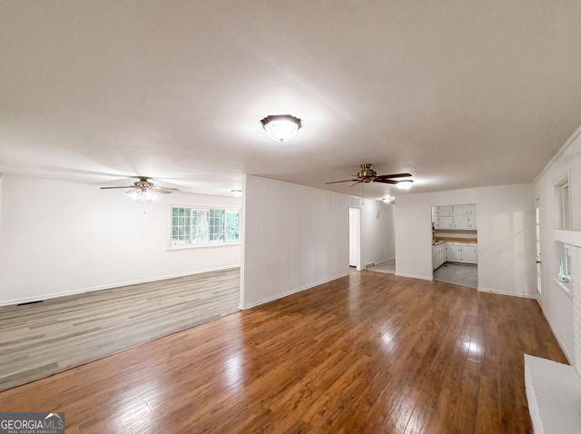 210 Pinewood Lane, Stockbridge, GA 30281
