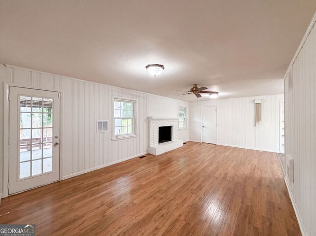 210 Pinewood Lane, Stockbridge, GA 30281