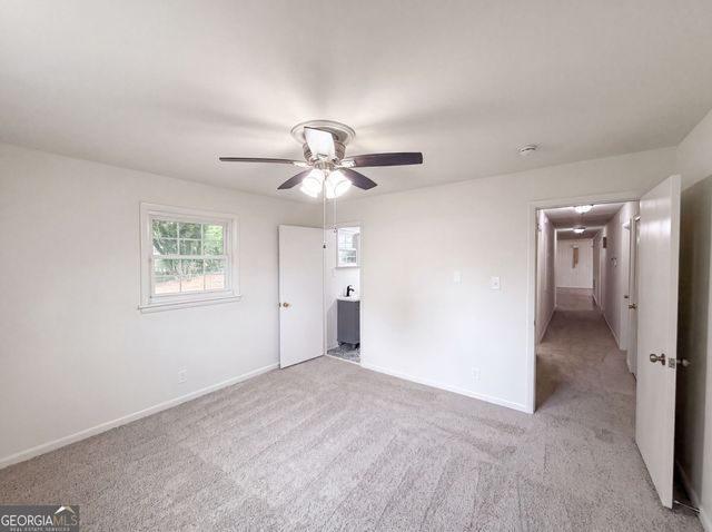 210 Pinewood Lane, Stockbridge, GA 30281