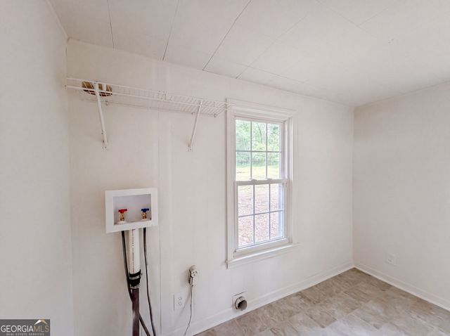 210 Pinewood Lane, Stockbridge, GA 30281