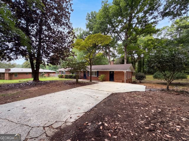 210 Pinewood Lane, Stockbridge, GA 30281